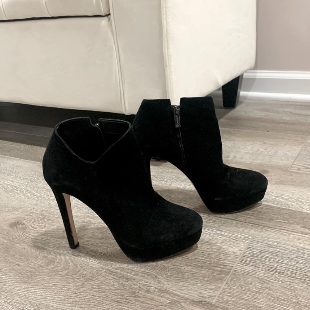 Jessica Simpson Rivera Black Suede Bootie